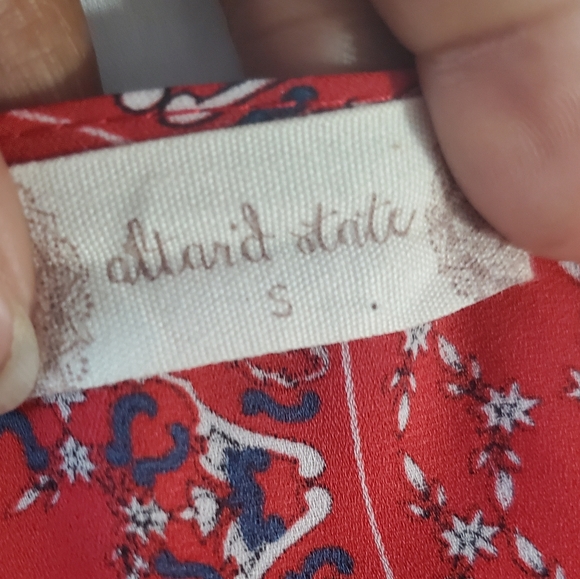 : Altar’d State MacKenzie Crop Top with double Bell Sleeves sz small red - Picture 4 of 9